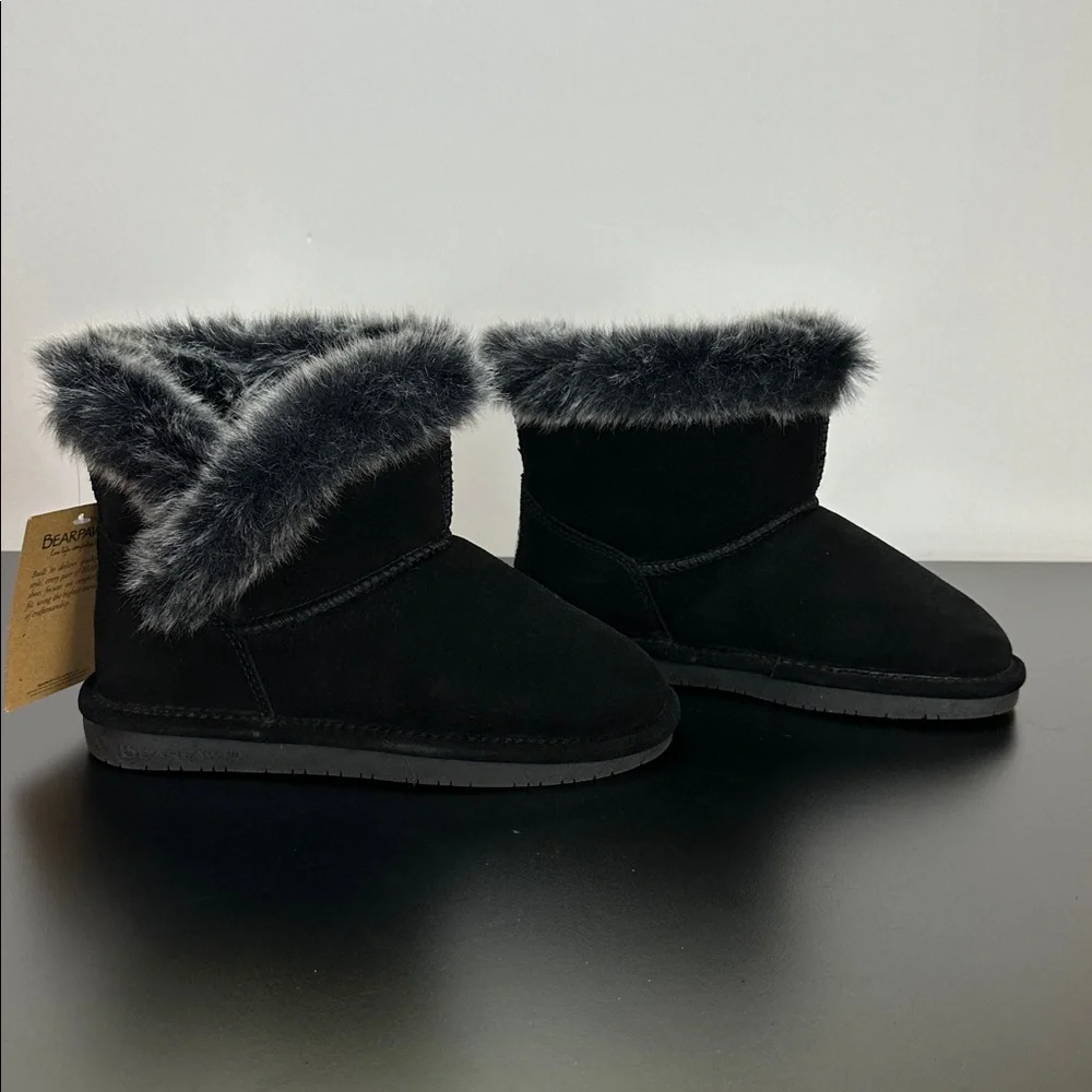 Bearpaw Helaina Black Suede Fur-Lined Boots Size 5 Youth‎ Warm Winter Boots